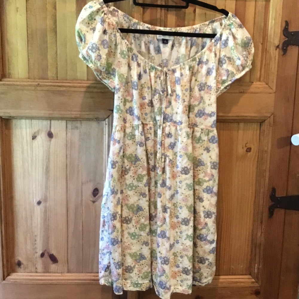 Universal Thread Girls Floral Puff-Sleeve Dress - White with Blue, Green, Peach